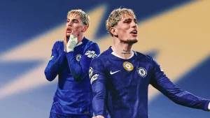 Read more about the article Alejandro Garnacho sa sút tại Chelsea: Gary Neville chỉ ra vấn đề lớn và hồi chuông cảnh báo mùa hè