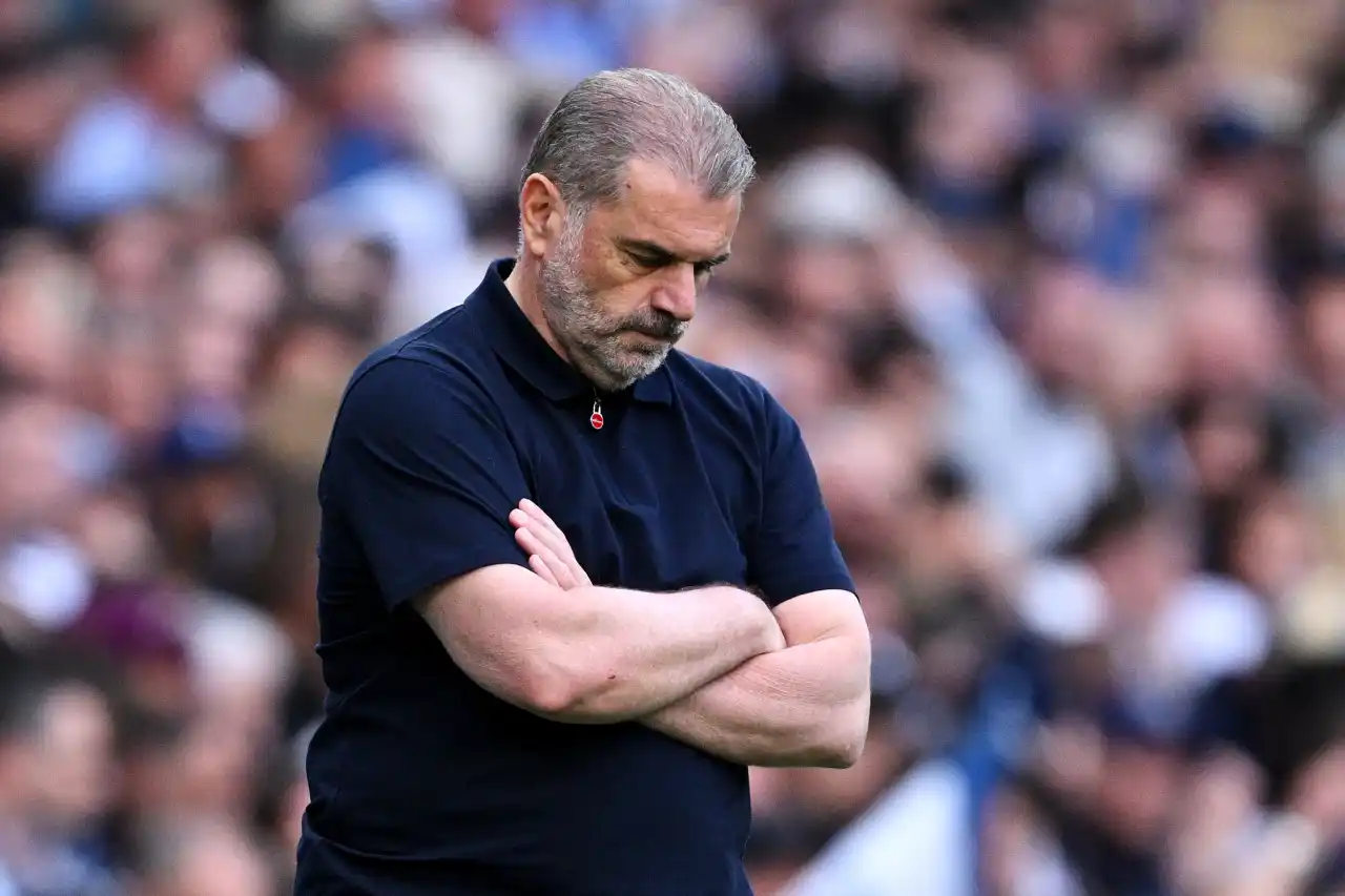 Read more about the article Postecoglou bị gọi là “HLV tệ hại nhất 50 năm”: Phát ngôn sốc về Tottenham khiến dư luận dậy sóng