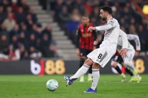 Read more about the article Bruno Fernandes vượt Eden Hazard: Thành tích khiến cả Premier League phải “choáng váng”!