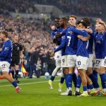 Sai lầm của Rosenior đẩy Chelsea vào khủng hoảng